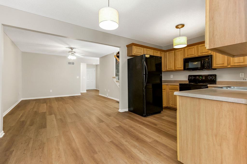 1704 N 128th Street Property Photo 6