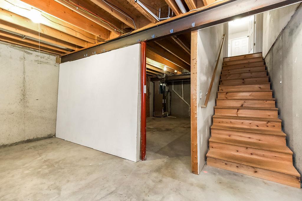 1704 N 128th Street Property Photo 21