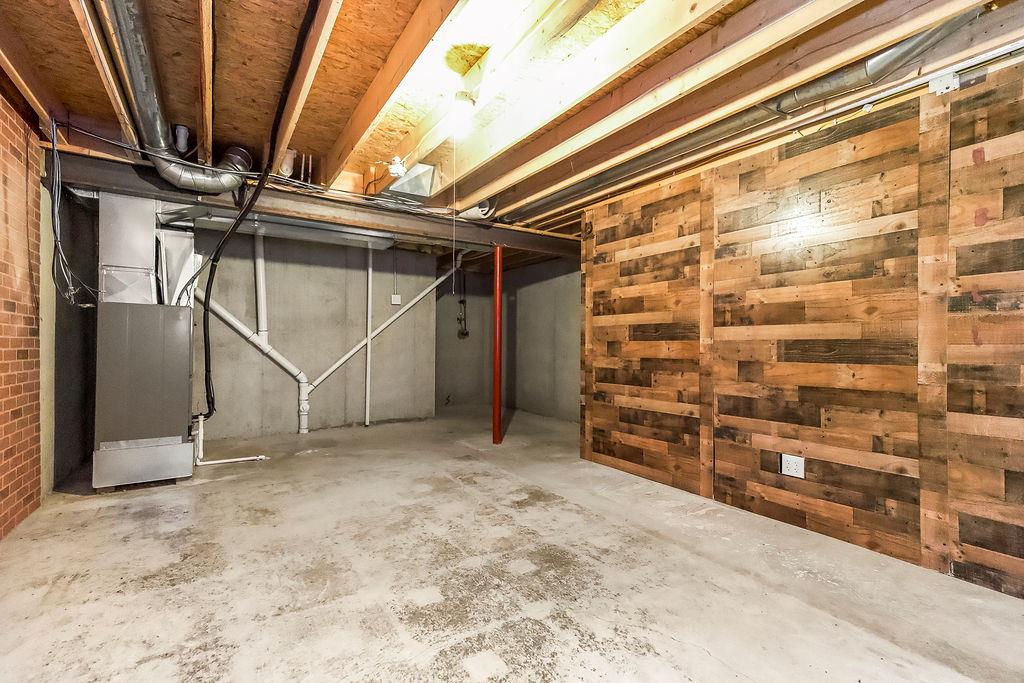 1704 N 128th Street Property Photo 24