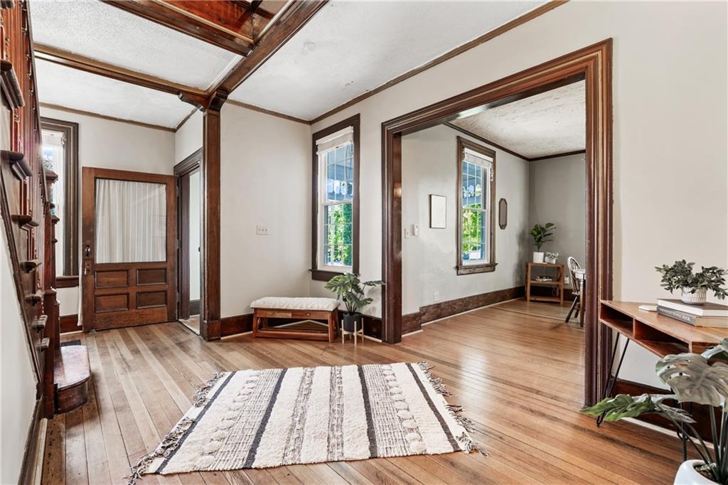 2406 Brooklyn Avenue Property Photo 6