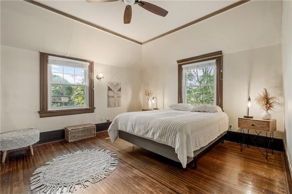 2406 Brooklyn Avenue Property Photo 20