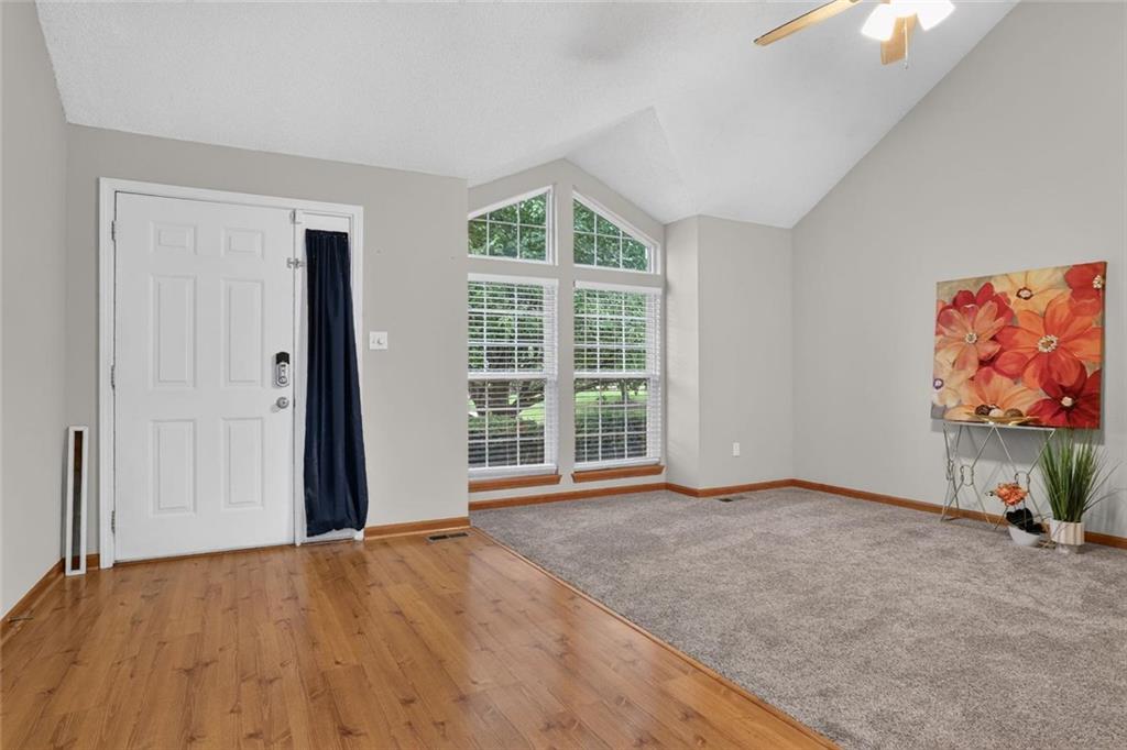 11023 N Baltimore Avenue Property Photo 3