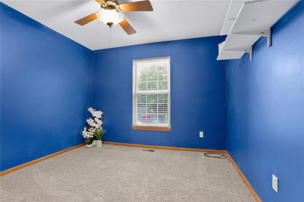11023 N Baltimore Avenue Property Photo 13