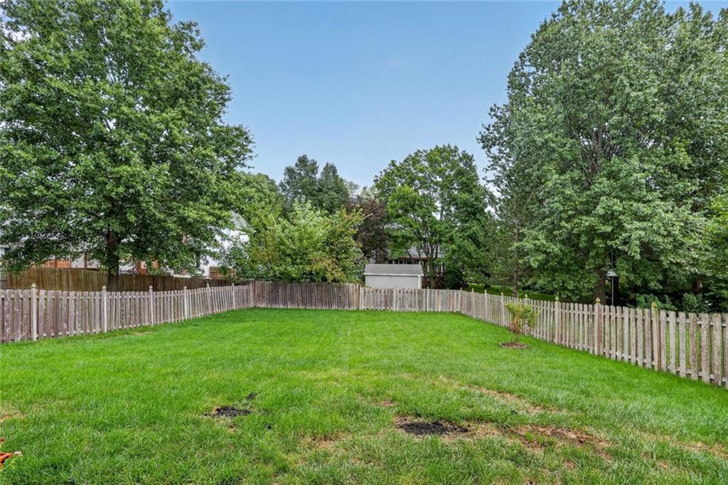 11023 N Baltimore Avenue Property Photo 23