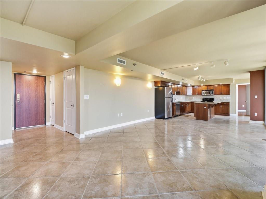 600 E Admiral Boulevard Property Photo 5