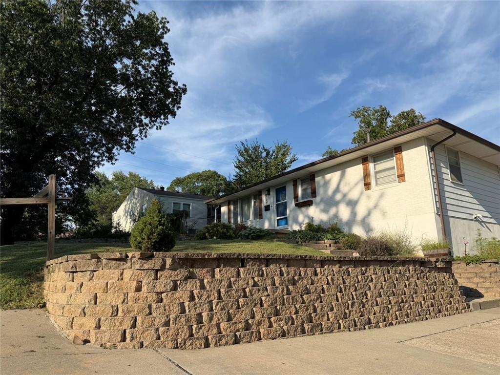 117 Waller Street Property Photo 4