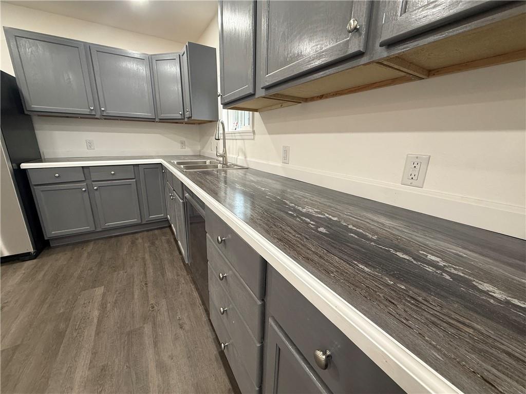 401 Walnut Street Property Photo 5