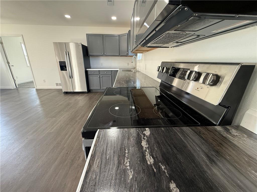 401 Walnut Street Property Photo 6