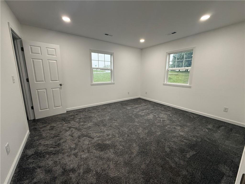 401 Walnut Street Property Photo 8