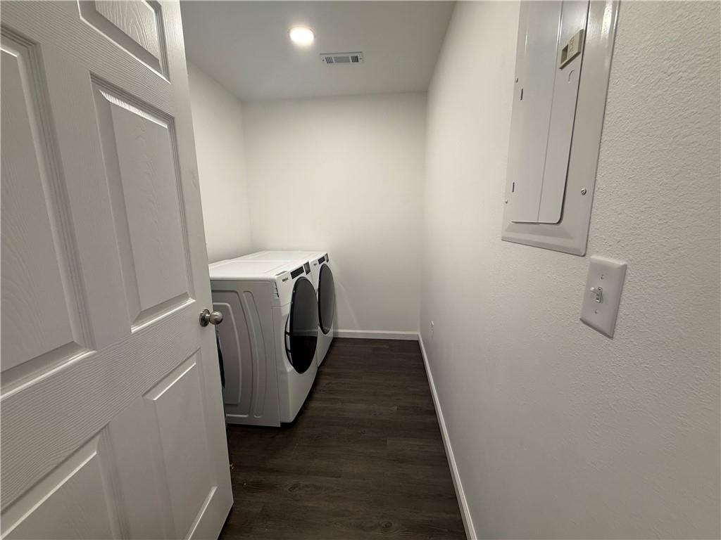 401 Walnut Street Property Photo 11