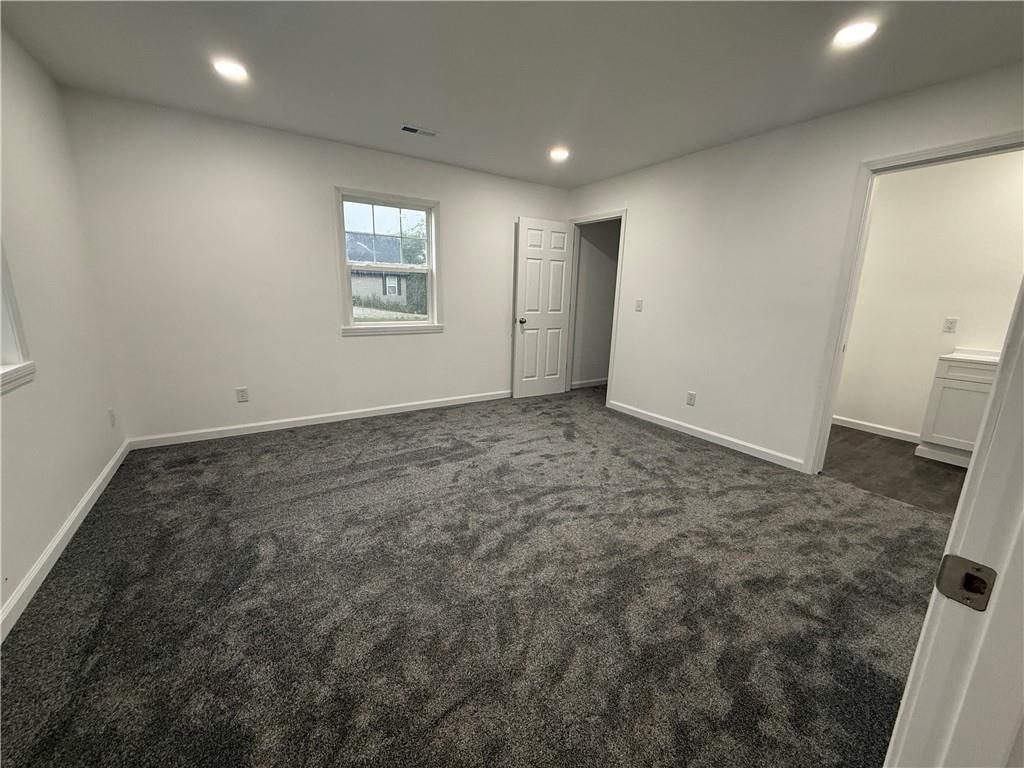 401 Walnut Street Property Photo 13
