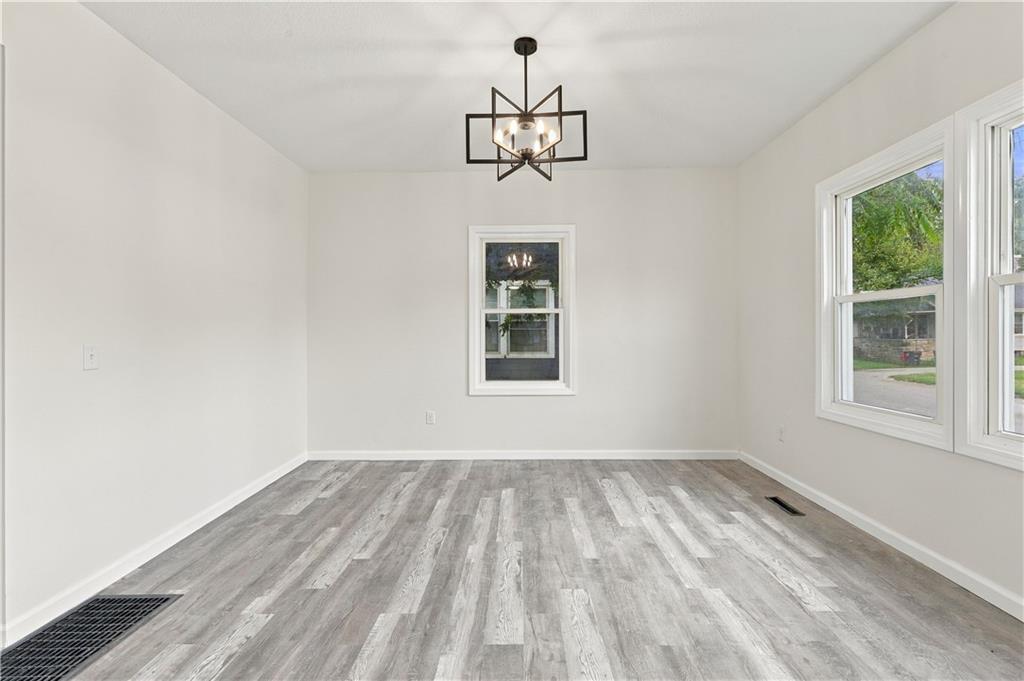530 Park Avenue Property Photo 9
