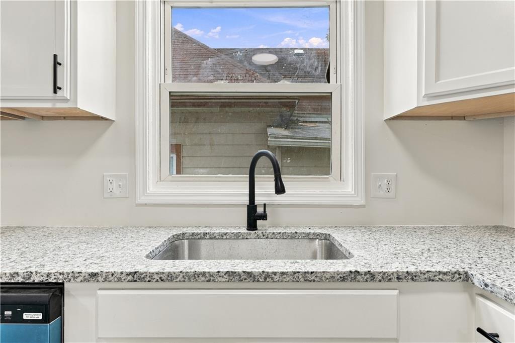 530 Park Avenue Property Photo 14