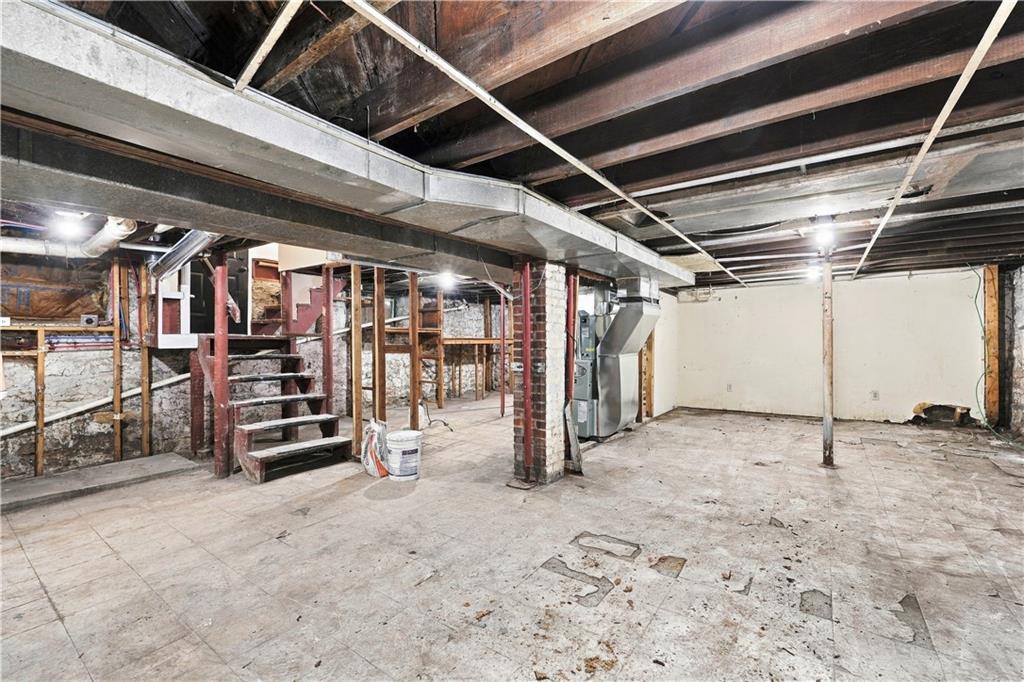 530 Park Avenue Property Photo 30