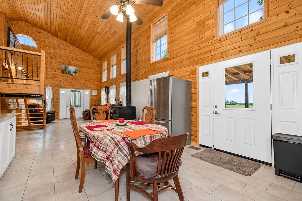 22151 Hand Road Property Photo 12
