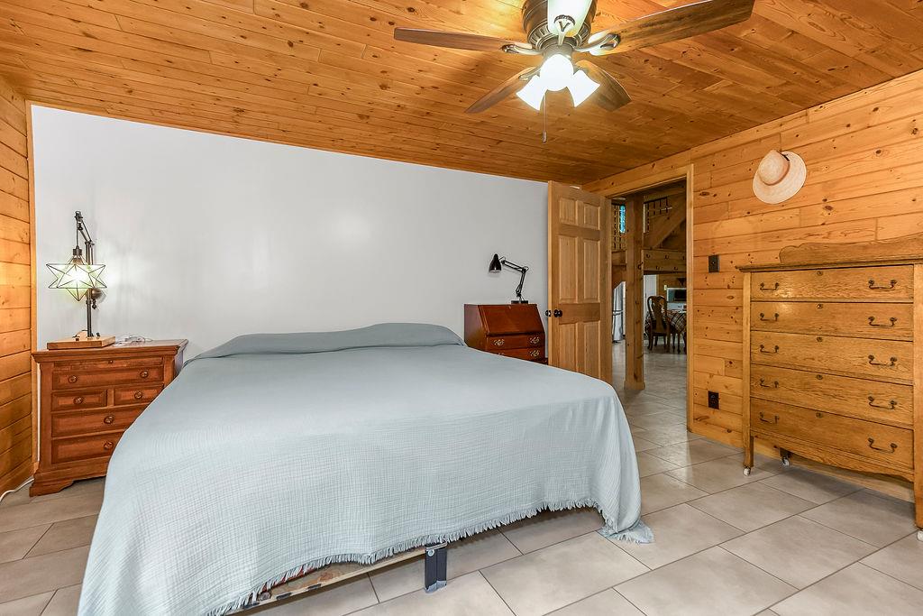 22151 Hand Road Property Photo 16