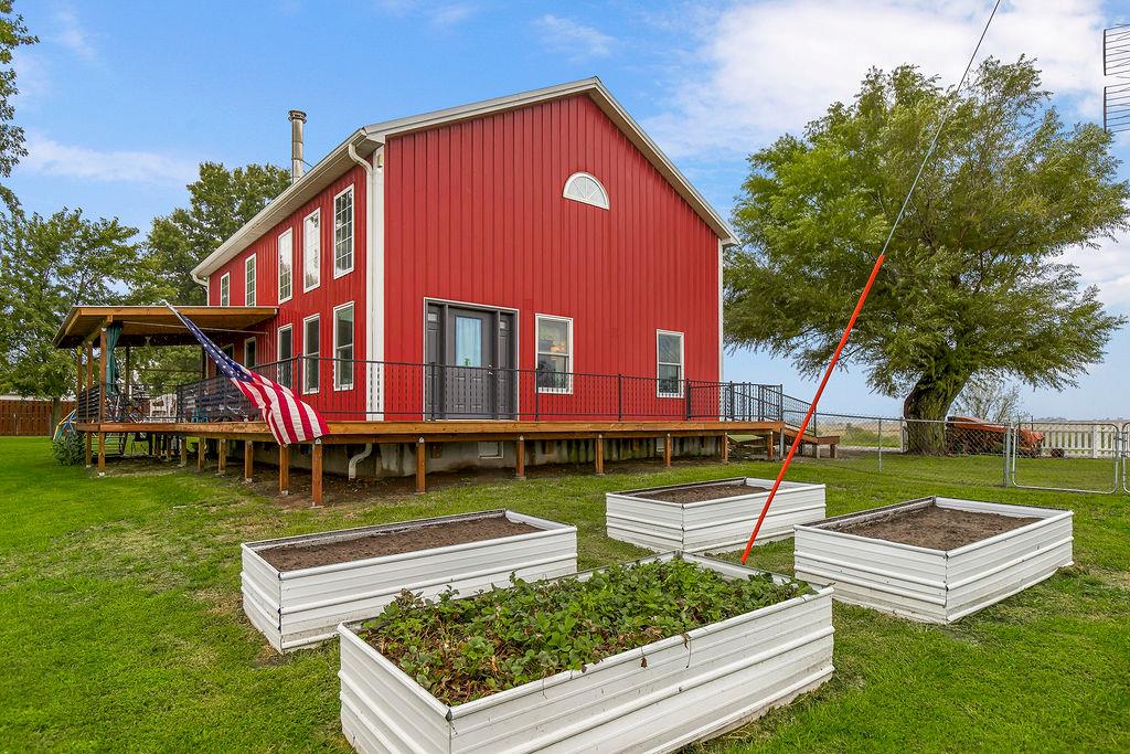 22151 Hand Road Property Photo 25