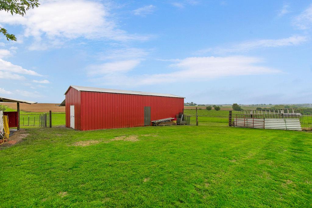 22151 Hand Road Property Photo 30