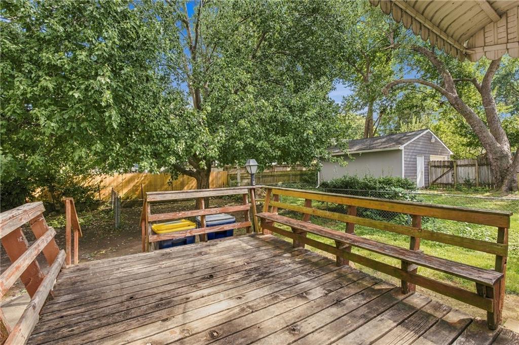 5817 Oak Street Property Photo 21