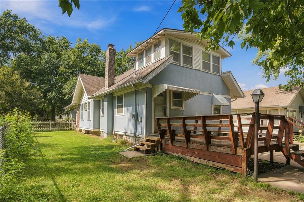 5817 Oak Street Property Photo 23
