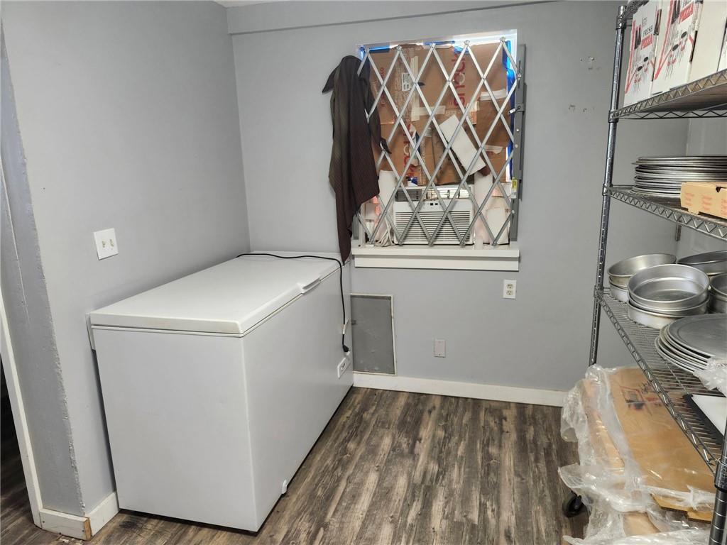608 Main Street Property Photo 9