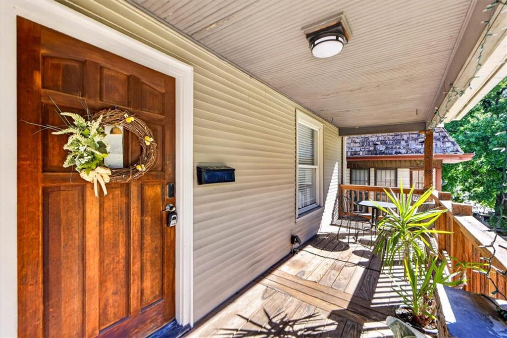 840 Barnett Avenue Property Photo 2