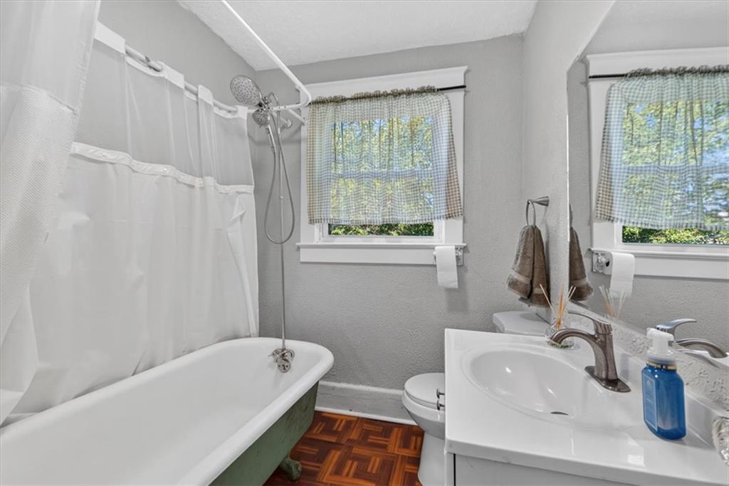 840 Barnett Avenue Property Photo 36
