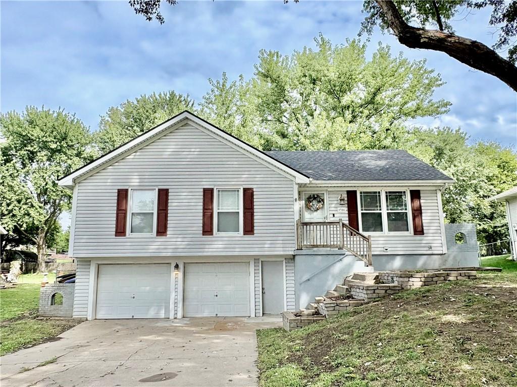 1704 Cinnabar Drive Property Photo 2