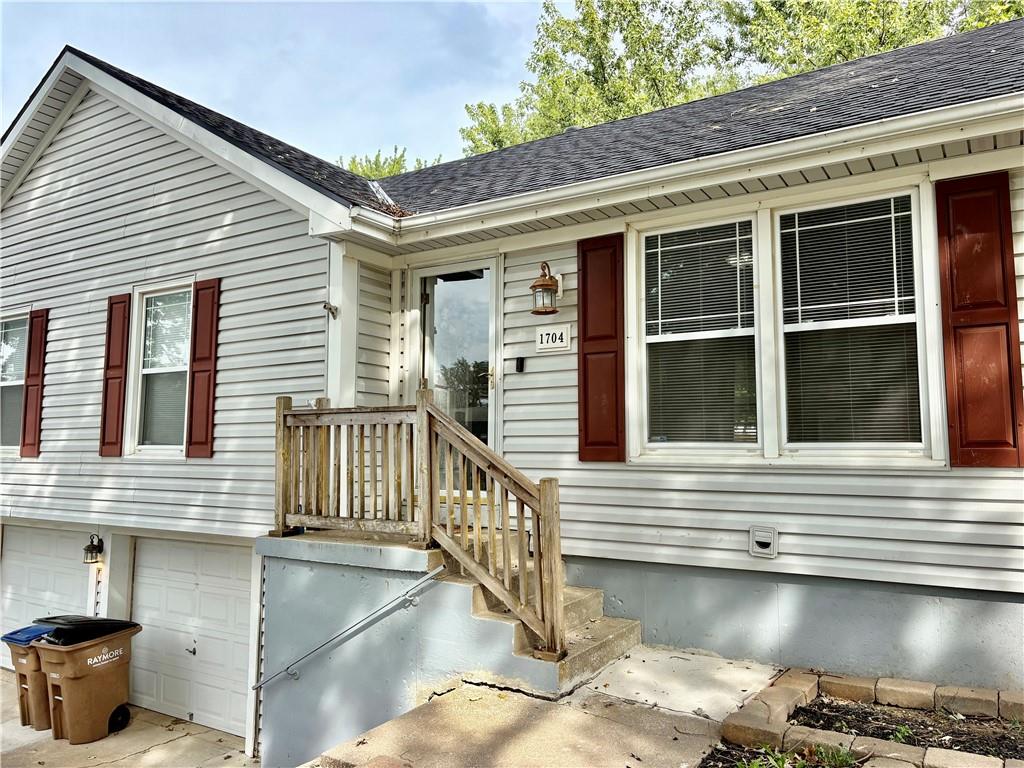 1704 Cinnabar Drive Property Photo 3
