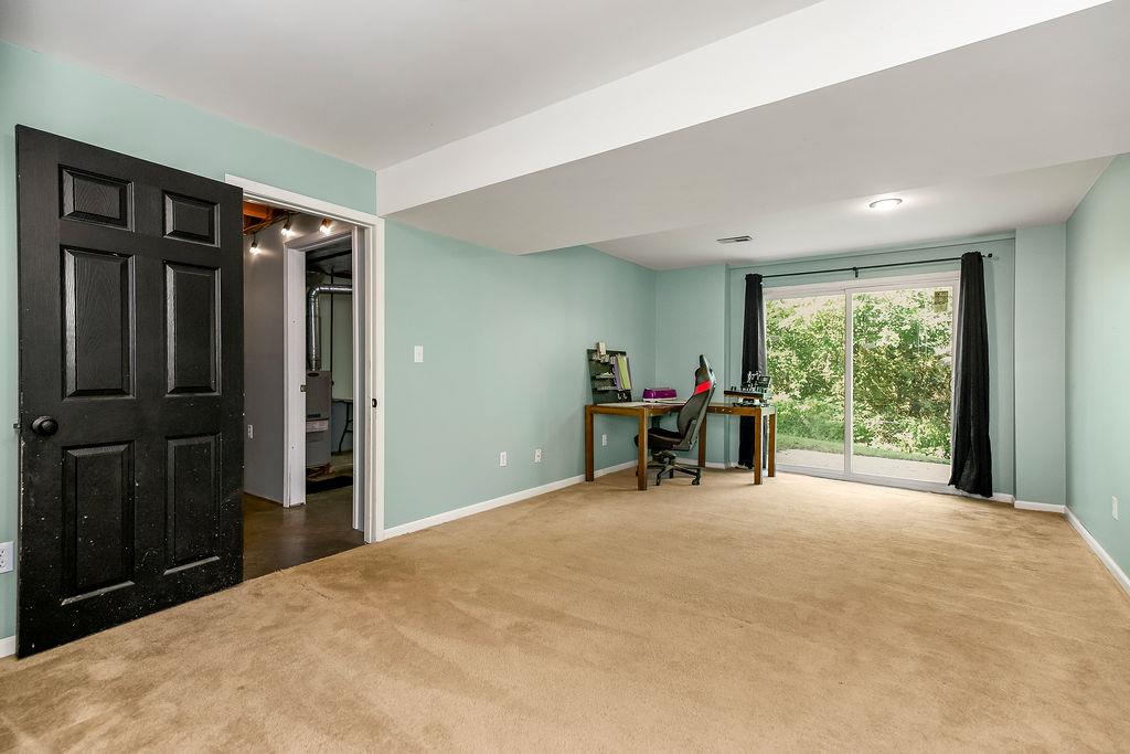 7224 N Pennsylvania Avenue Property Photo 23
