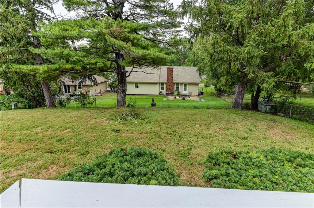 7608 Nw 69th Street Property Photo 8