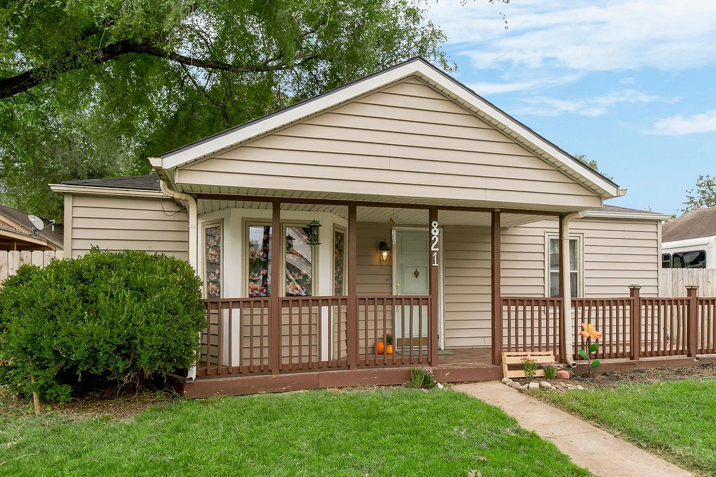 821 S Boeke Street Property Photo 1