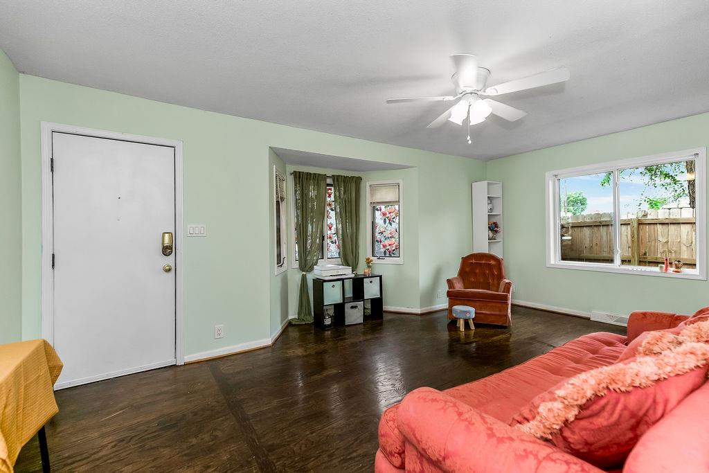 821 S Boeke Street Property Photo 3