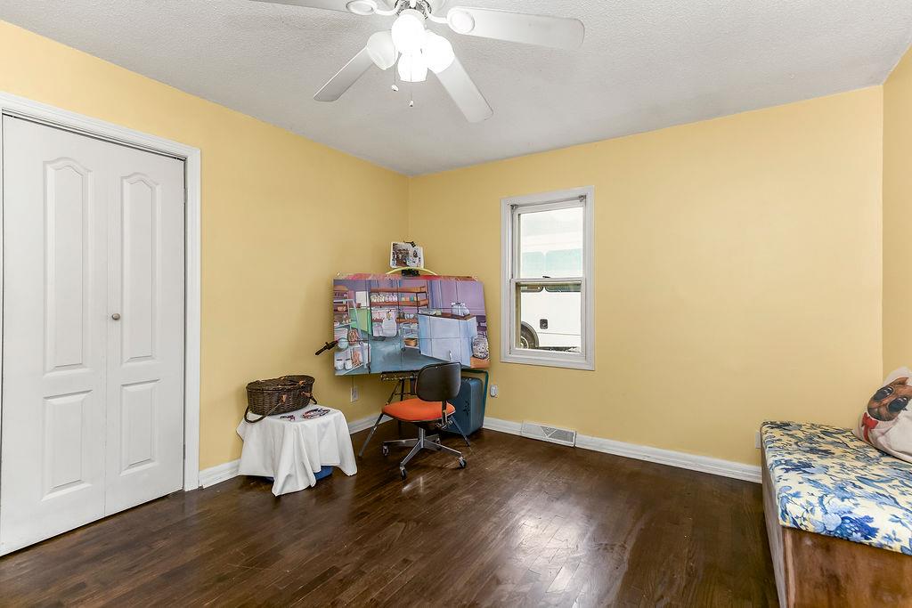 821 S Boeke Street Property Photo 17