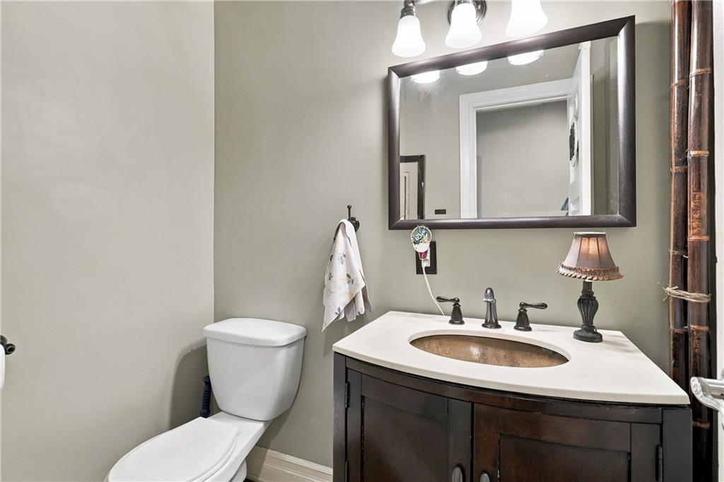 5532 Knox Avenue Property Photo 16