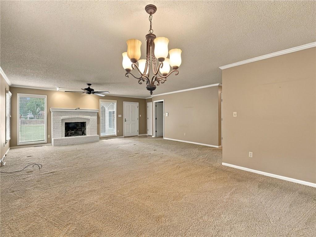 11049 W 97th Circle Property Photo 4