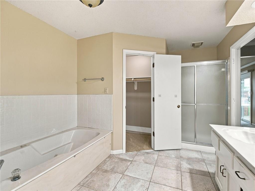 11049 W 97th Circle Property Photo 21