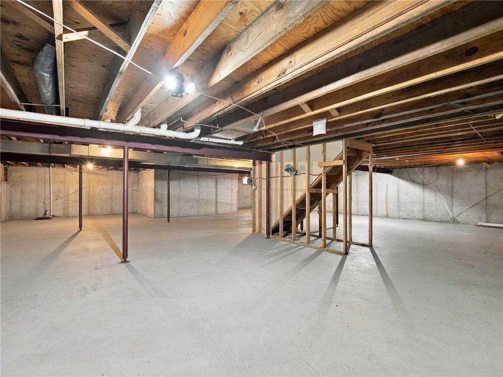 11049 W 97th Circle Property Photo 32