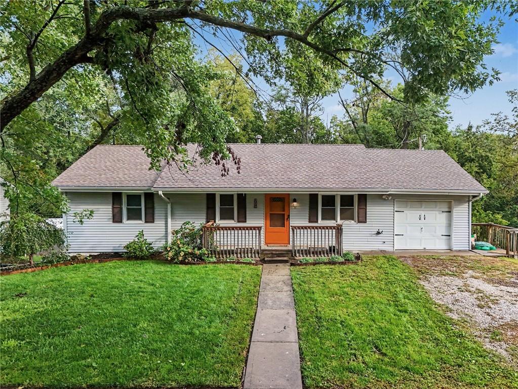 206 Vine Street Property Photo 2