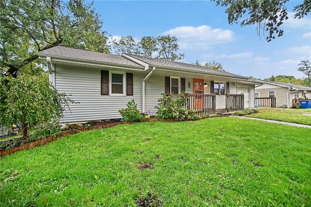 206 Vine Street Property Photo 5