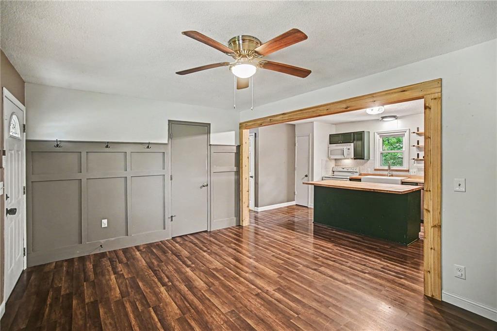 206 Vine Street Property Photo 10