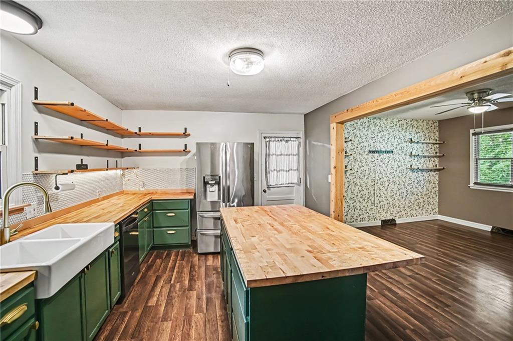 206 Vine Street Property Photo 11