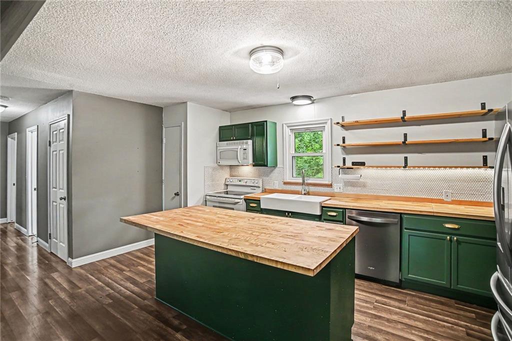 206 Vine Street Property Photo 13