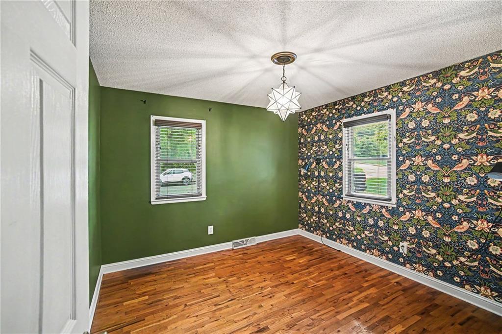 206 Vine Street Property Photo 15
