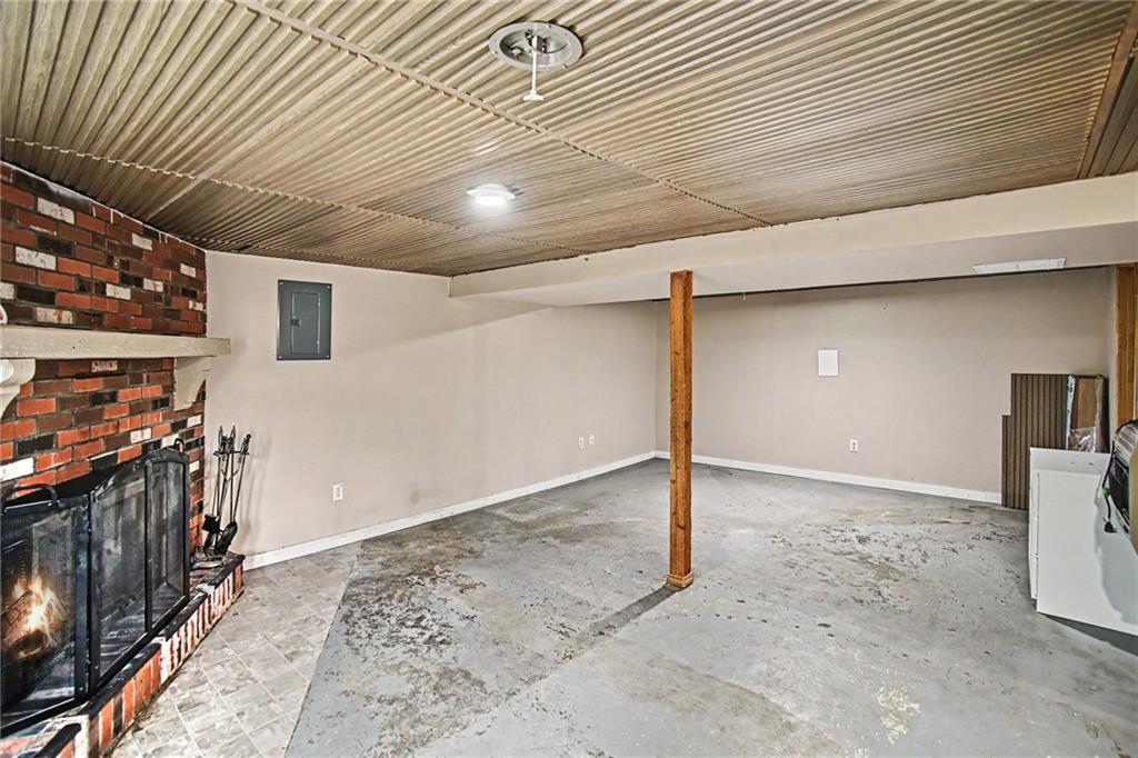 206 Vine Street Property Photo 22