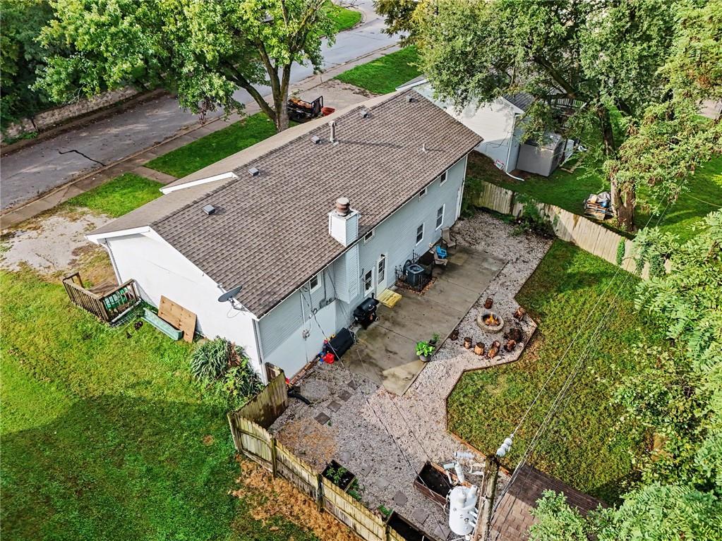 206 Vine Street Property Photo 31
