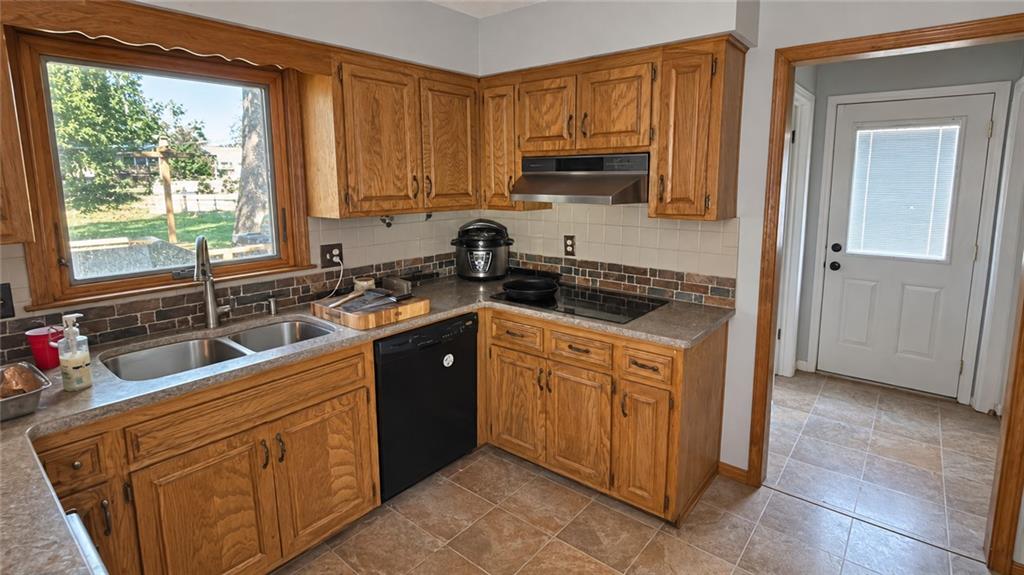 12836 Saint Andrews Drive Property Photo 2