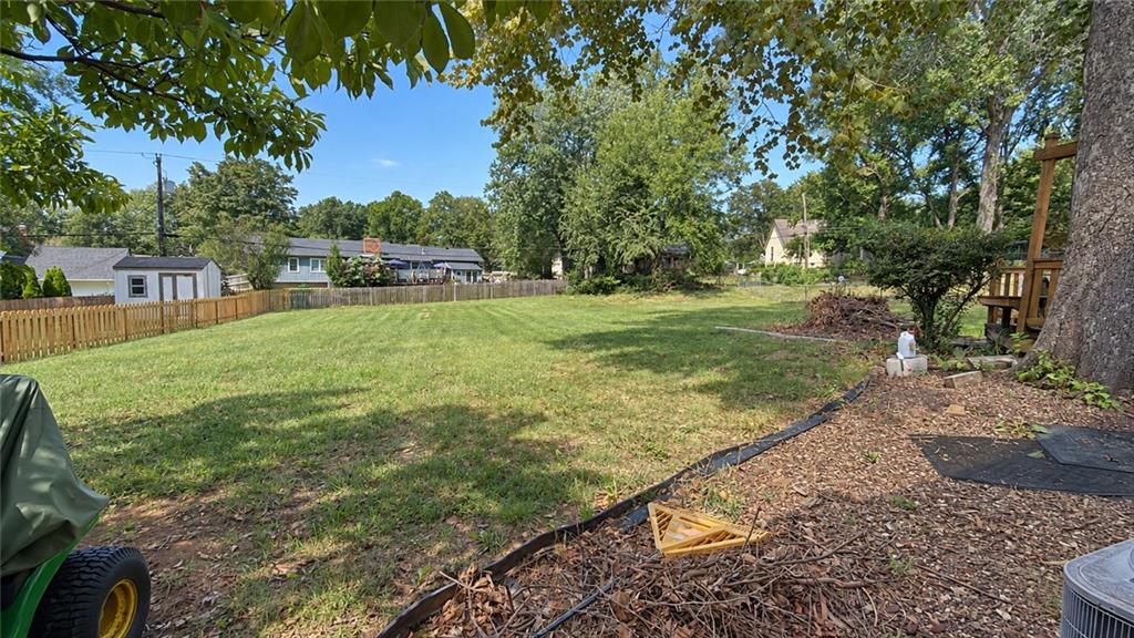 12836 Saint Andrews Drive Property Photo 4