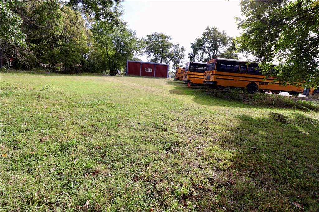 214 & 216 Sw 13 Highway Property Photo 6