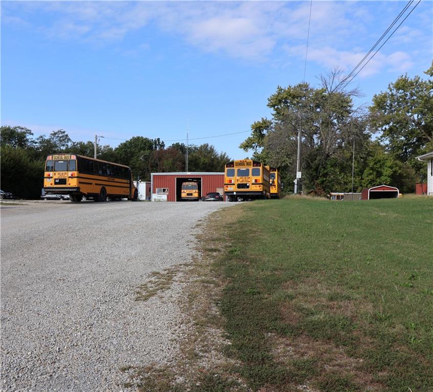 214 & 216 Sw 13 Highway Property Photo 14